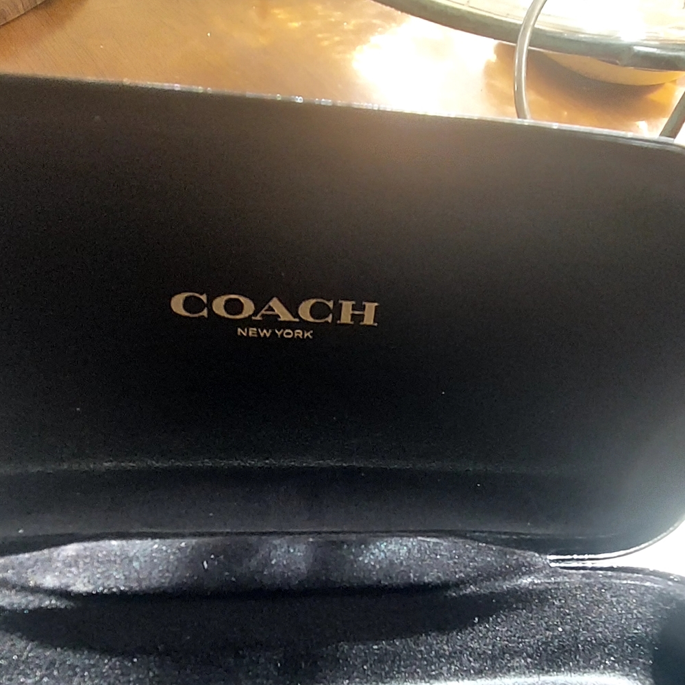 NWT Badge Rounded Square Sunglasses Coach - Picture 8 of 17
